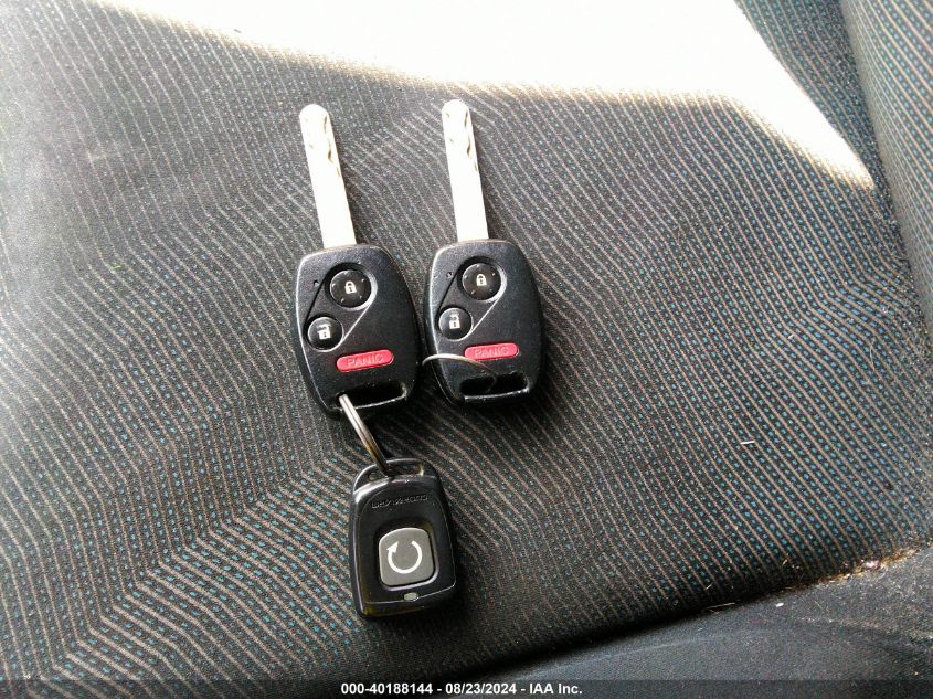 2009 Honda Fit Sport VIN: JHMGE88459C000737 Lot: 40188144