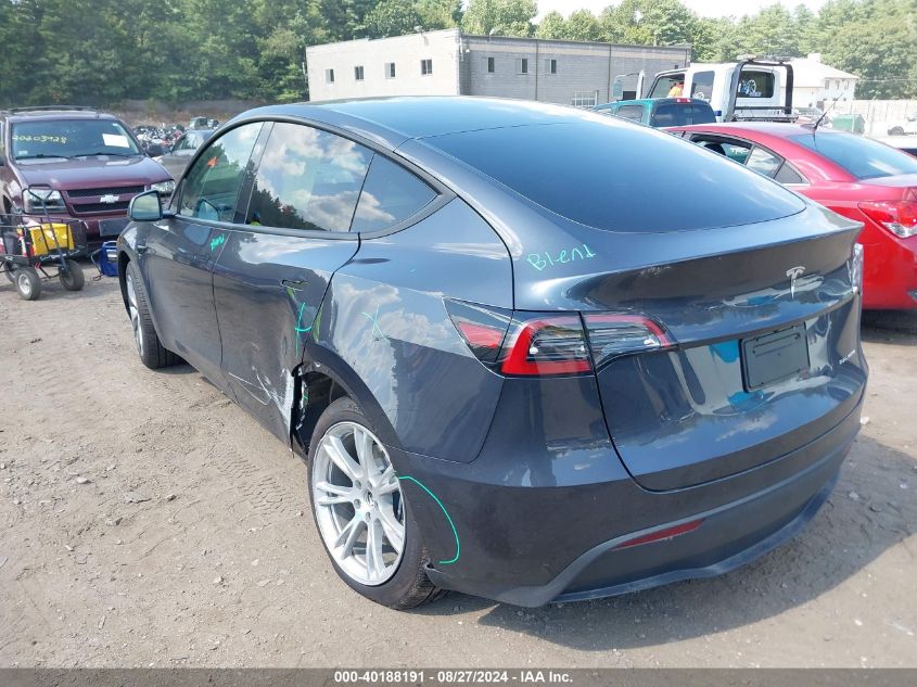 2024 Tesla Model Y Long Range Dual Motor All-Wheel Drive VIN: 7SAYGDEEXRA251701 Lot: 40188191