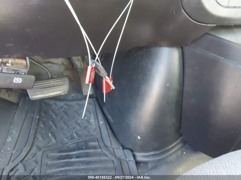 2012 Chevrolet Express 1500 Work Van VIN: 1GCSGAFX4C1156085 Lot: 40188322