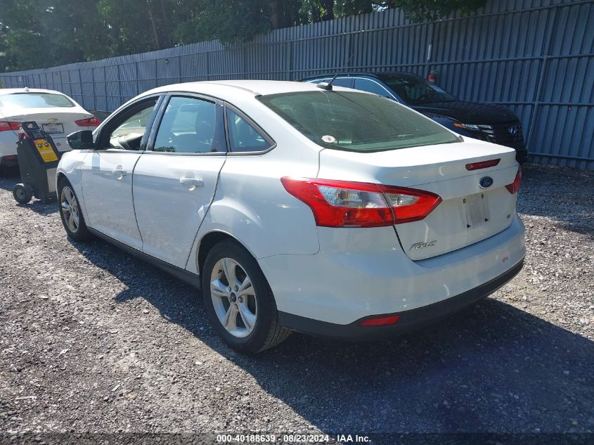 VIN 1FADP3F22EL446444 2014 Ford Focus, SE no.3