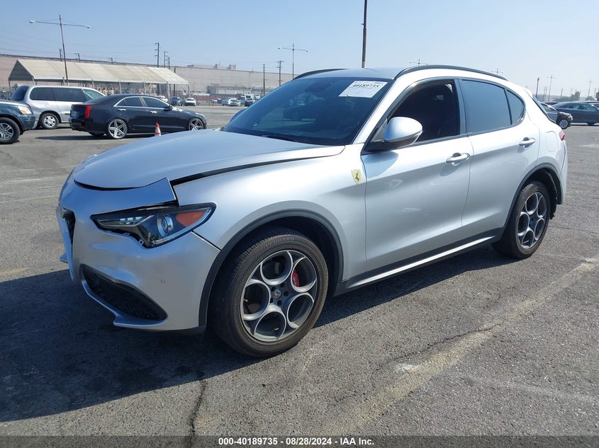 VIN ZASFAKNN7J7B80679 2018 ALFA ROMEO STELVIO TI SPORT AWD