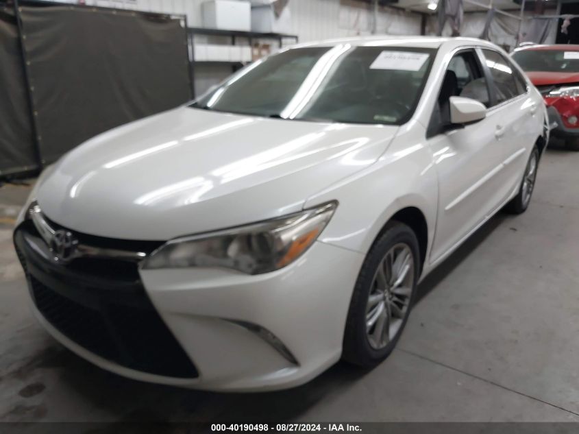 4T1BF1FK3HU450621 2017 TOYOTA CAMRY - Image 2