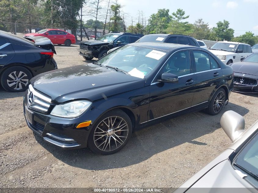 2012 Mercedes-Benz C 300 Luxury 4Matic/Sport 4Matic VIN: WDDGF8BB8CR226397 Lot: 40190572