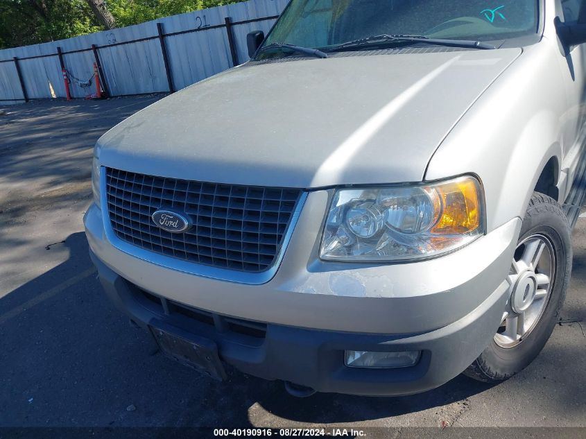 2005 Ford Expedition Nbx/Xlt VIN: 1FMPU16555LB12242 Lot: 40190916