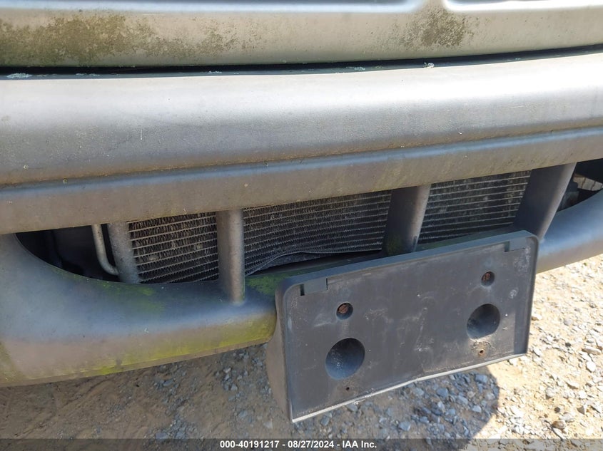 2003 Dodge Durango Sport/Sxt VIN: 1D4HS38N13F563724 Lot: 40191217