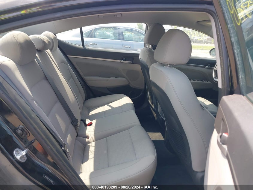 VIN 5NPD84LF4HH039027 2017 HYUNDAI ELANTRA SE