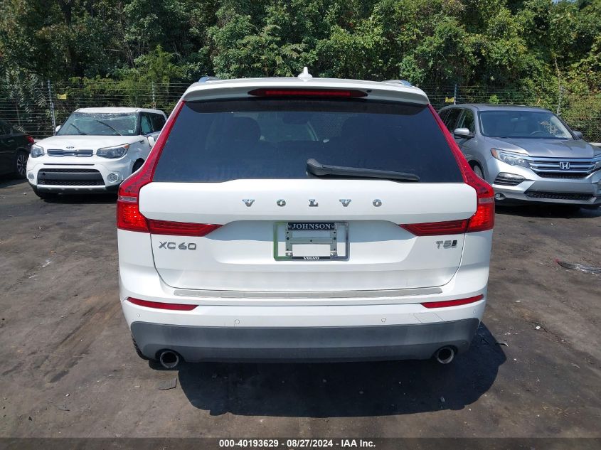 2018 Volvo Xc60 T5 Momentum VIN: LYV102RK2JB097386 Lot: 40193629