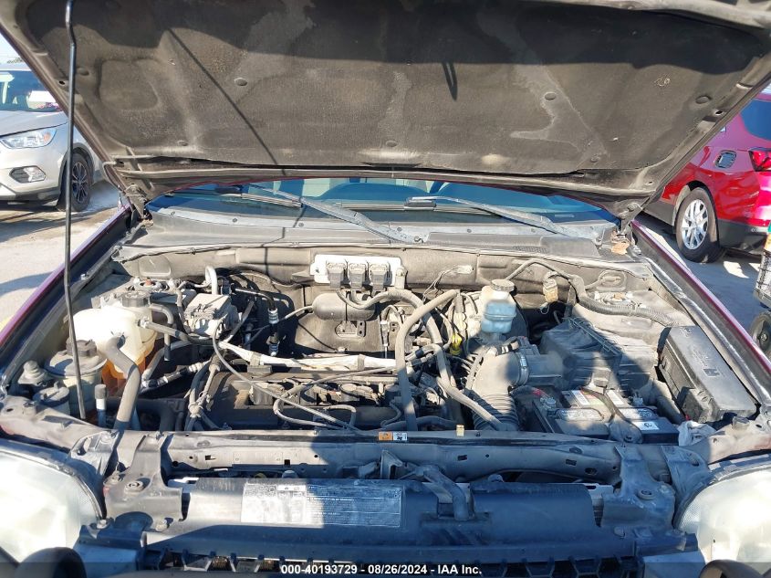 2005 Ford Escape Xls VIN: 1FMYU92Z95KA82065 Lot: 40193729