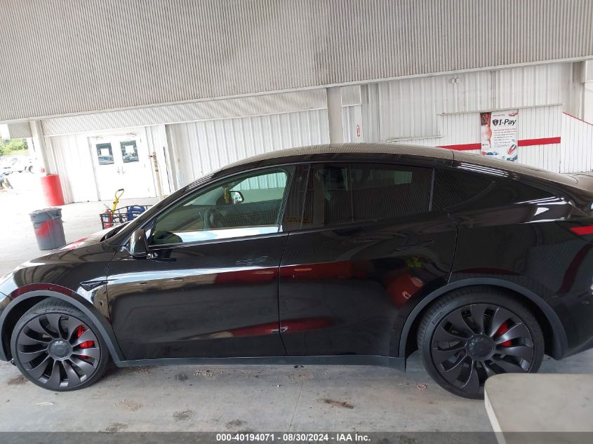 2021 Tesla Model Y Performance Dual Motor All-Wheel Drive VIN: 5YJYGDEF0MF216005 Lot: 40194071