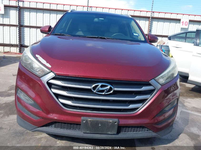 KM8J33A45HU264555 2017 Hyundai Tucson Se