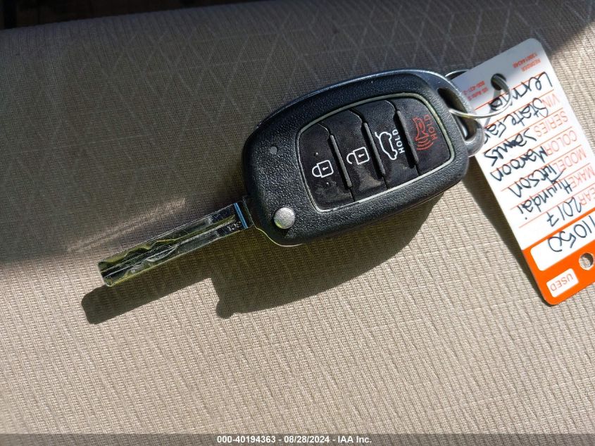 2017 HYUNDAI TUCSON SE - KM8J33A45HU264555