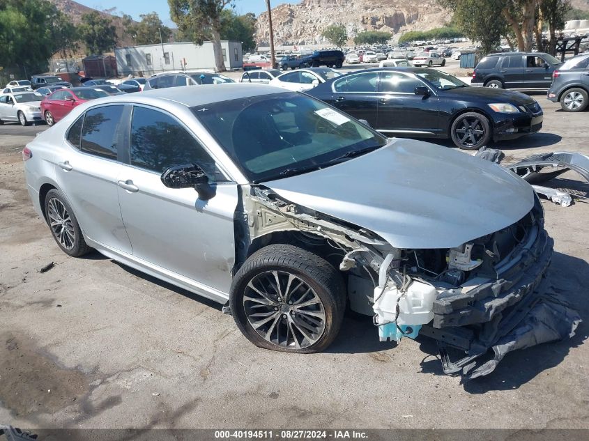 4T1B11HK7JU520297 2018 TOYOTA CAMRY - Image 1