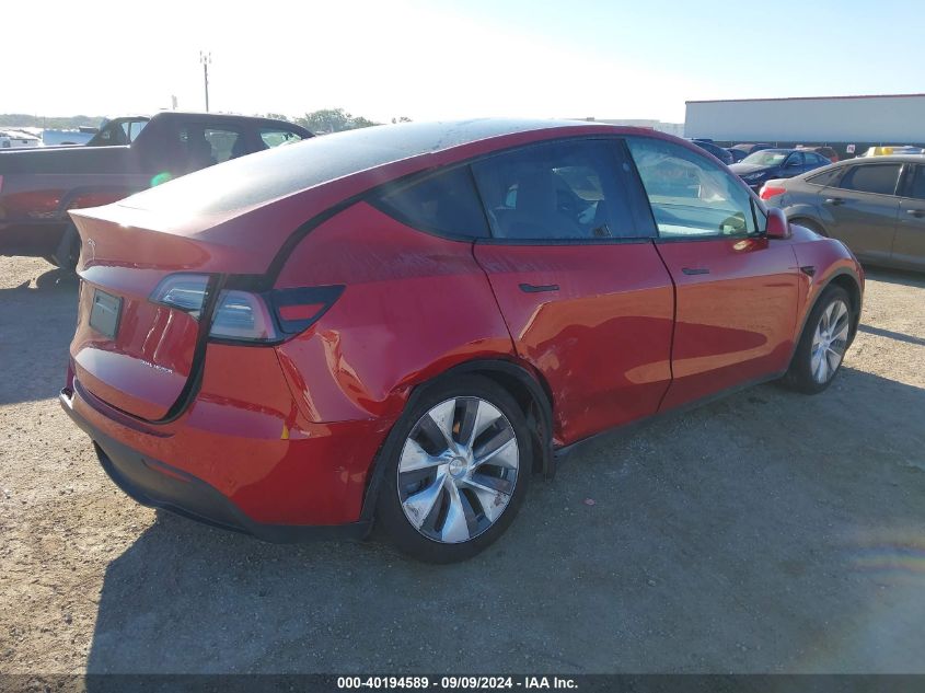 VIN 7SAYGDEE8PA157412 2023 TESLA MODEL Y no.4