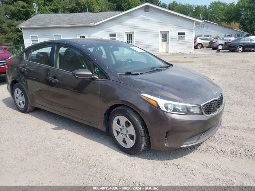 3KPFK4A73JE167646 2018 KIA FORTE - Image 1