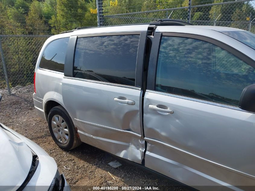 2010 Chrysler Town & Country Lx VIN: 2A4RR4DE7AR138193 Lot: 40195280