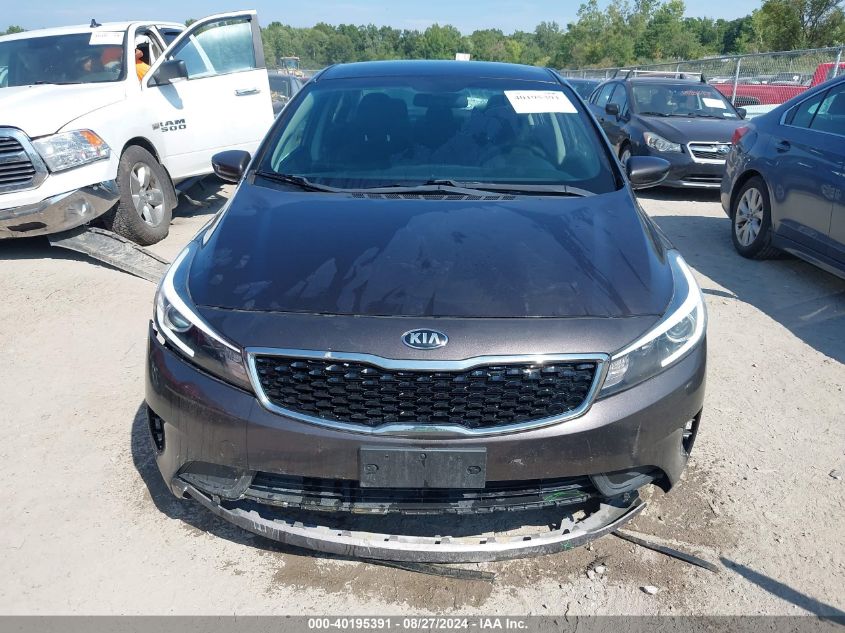 2018 Kia Forte Lx VIN: 3KPFK4A70JE187594 Lot: 40195391