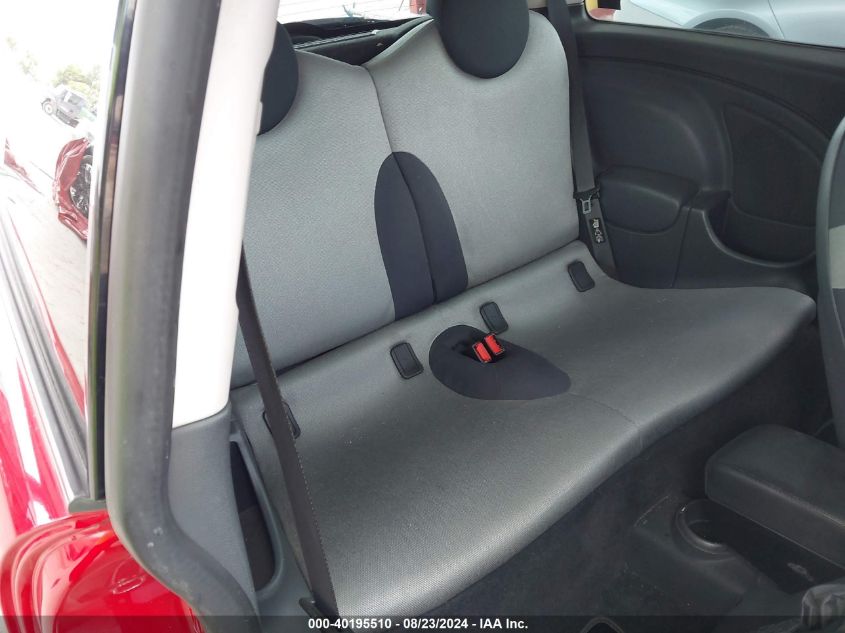 2004 Mini Cooper S VIN: WMWRE33454TD86427 Lot: 40195510