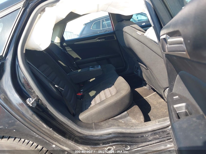 VIN 3FA6P0HD8JR283137 2018 FORD FUSION SE