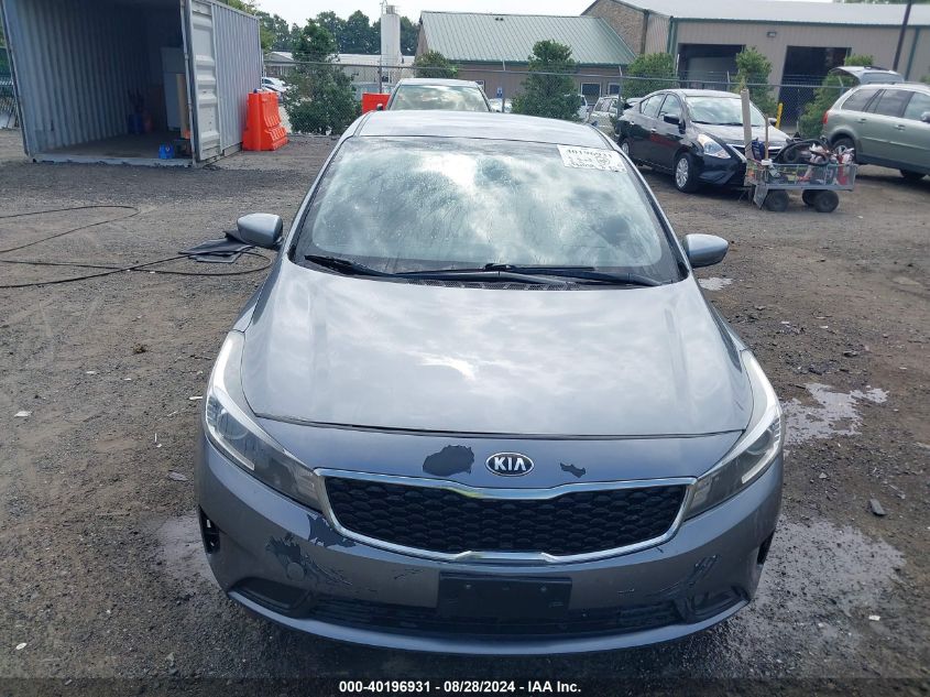 2018 Kia Forte S VIN: 3KPFL4A79JE241942 Lot: 40196931