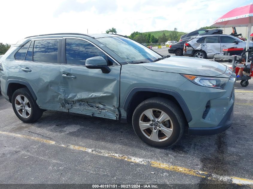 2019 Toyota Rav4 Xle VIN: 2T3W1RFV2KW006458 Lot: 40197151