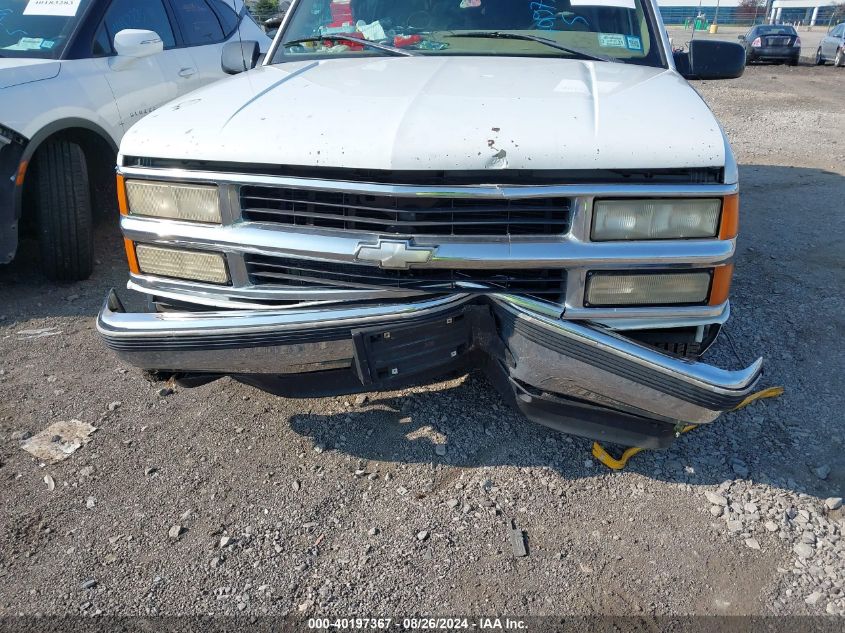 1998 Chevrolet Suburban 1500 VIN: 3GNEC16R8WG133206 Lot: 40197367