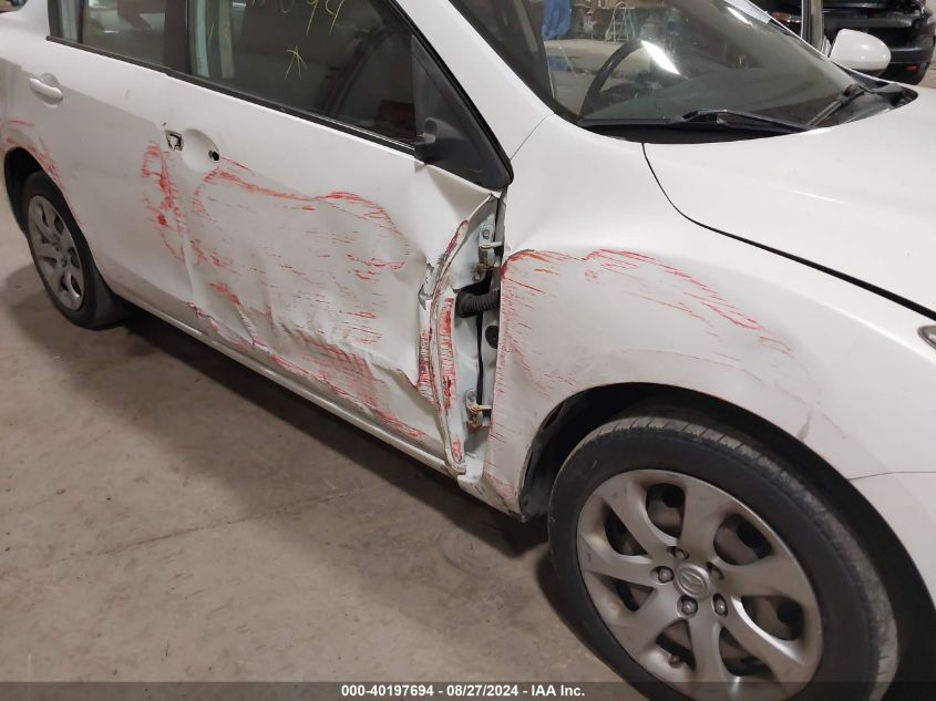 2013 MAZDA MAZDA3 I SPORT - JM1BL1UP3D1747136