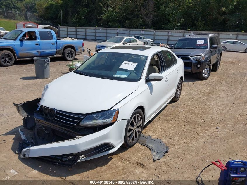 3VWDB7AJ3HM258319 2017 VOLKSWAGEN JETTA - Image 2