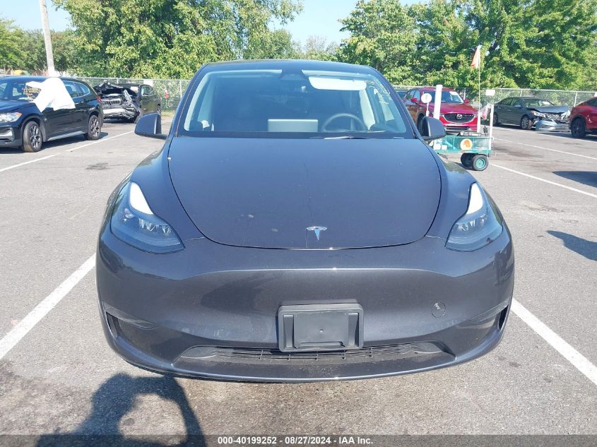 2024 Tesla Model Y Long Range Dual Motor All-Wheel Drive VIN: 7SAYGDEEXRA263444 Lot: 40199252