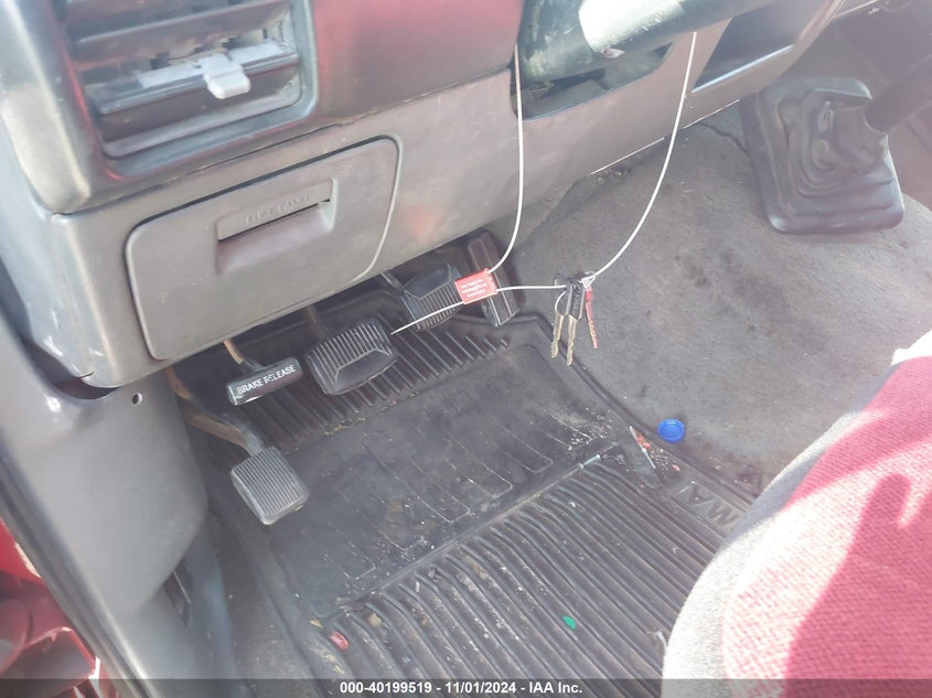 1992 Ford F350 VIN: 2FTJW35M9NCA52369 Lot: 40199519