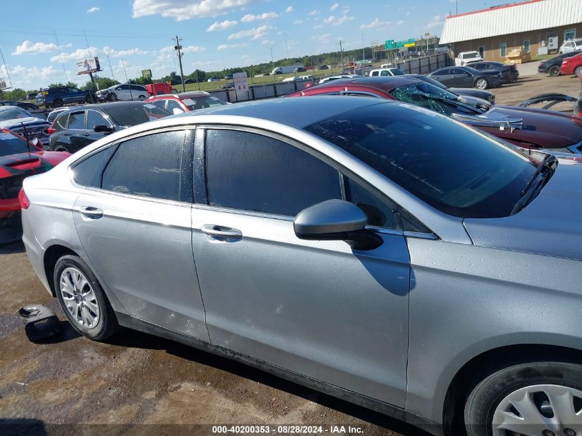 2020 Ford Fusion S VIN: 3FA6P0G79LR226007 Lot: 40200353