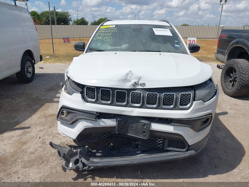 2024 Jeep Compass Latitude 4X4 VIN: 3C4NJDBN5RT604324 Lot: 40200433