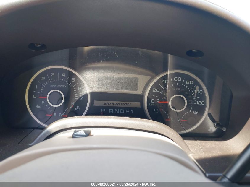 2005 Ford Expedition Eddie Bauer/King Ranch VIN: 1FMFU17515LA77340 Lot: 40200521