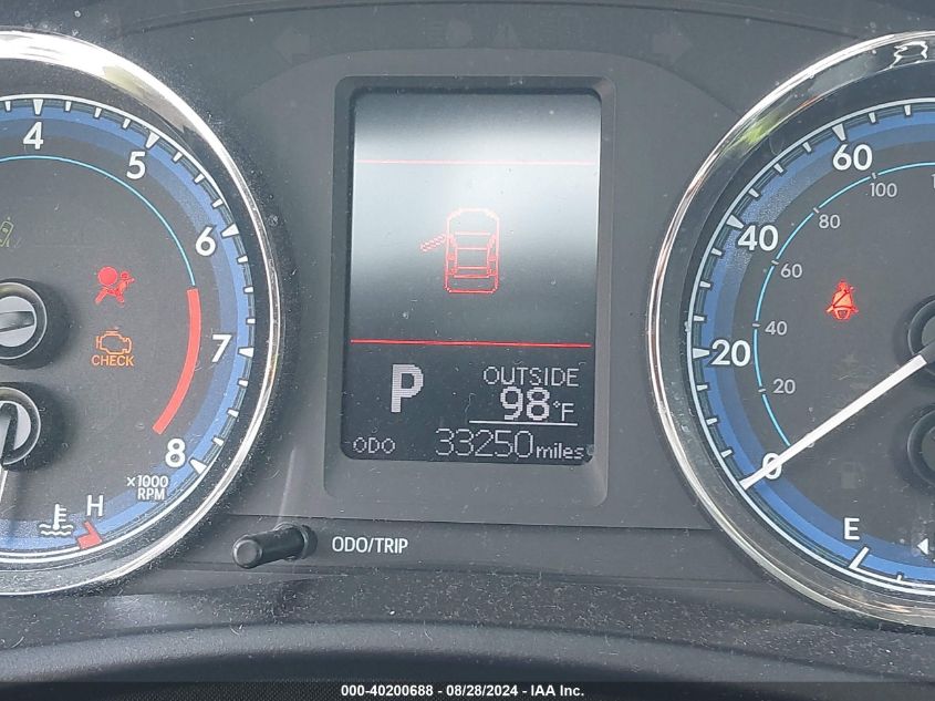 2017 TOYOTA COROLLA LE - 5YFBURHE9HP657513