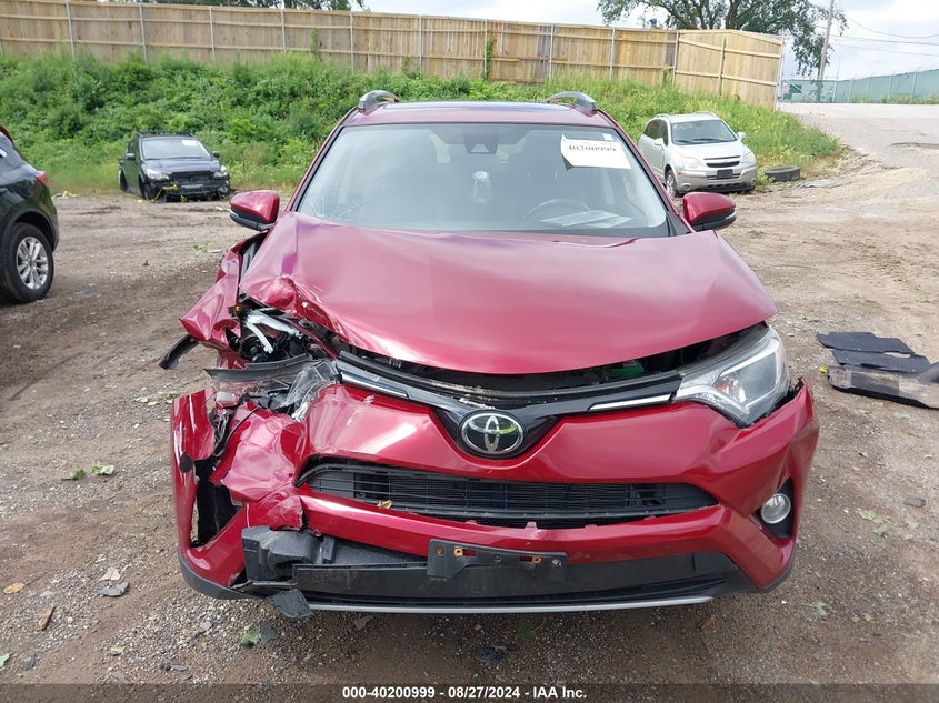 2018 TOYOTA RAV4 XLE - JTMRFREV7JD251316