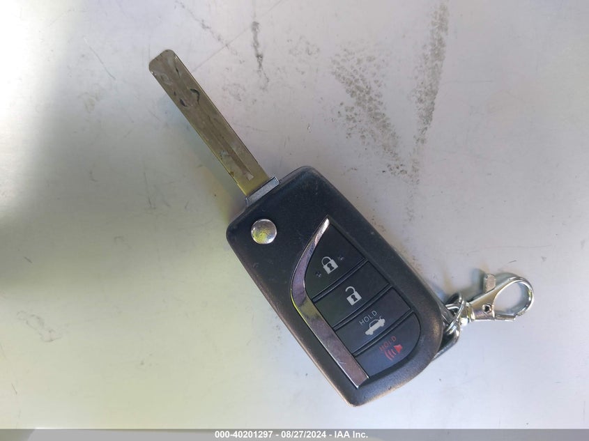 VIN 5YFEPMAE5MP265432 2021 TOYOTA COROLLA LE