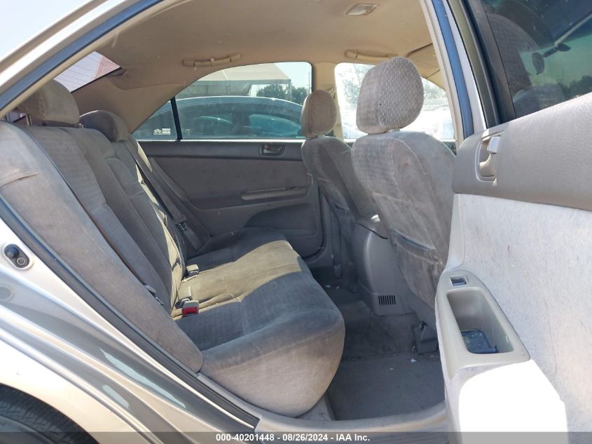 2004 Toyota Camry Le VIN: JTDBE32K540250558 Lot: 40201448