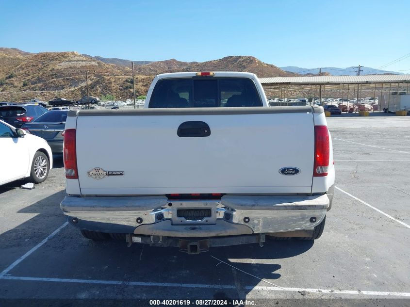 2005 Ford F-350 Lariat/Xl/Xlt VIN: 1FTWW32PX5EA81961 Lot: 40201619