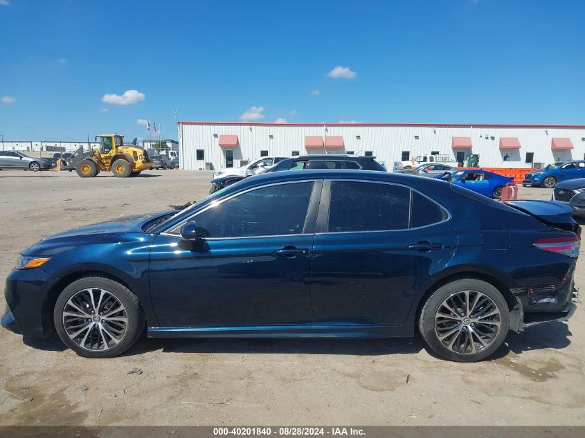 2018 Toyota Camry Se VIN: 4T1B11HK6JU557986 Lot: 40201840