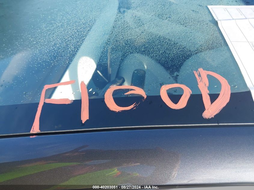 2018 Tesla Model 3 Long Range/Performance VIN: 5YJ3E1EB9JF135740 Lot: 40203051