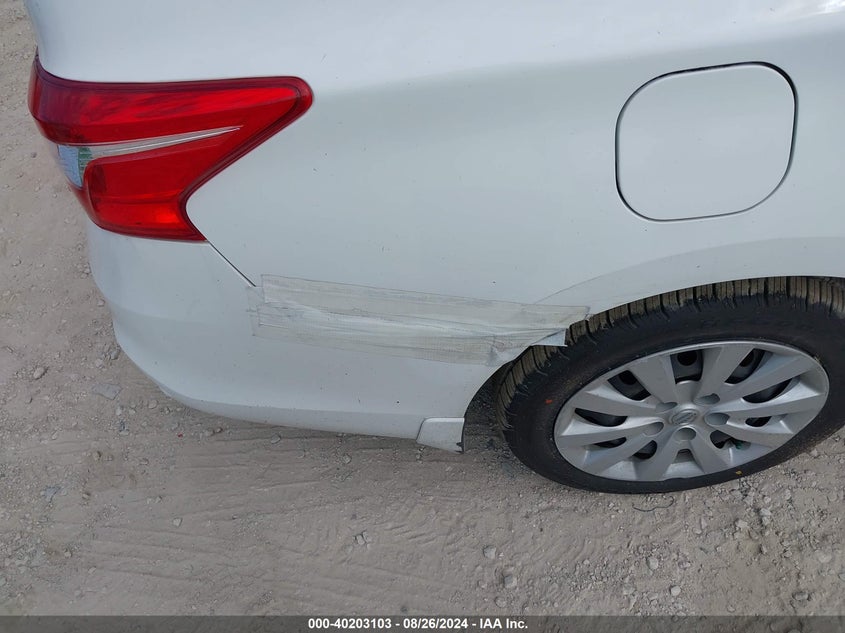 2017 Nissan Sentra S VIN: 3N1AB7AP1HY370283 Lot: 40203103