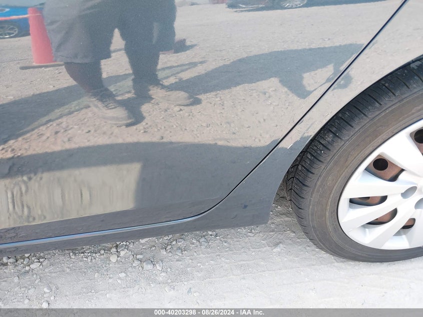 2013 Nissan Sentra Sv VIN: 3N1AB7AP1DL633038 Lot: 40203298