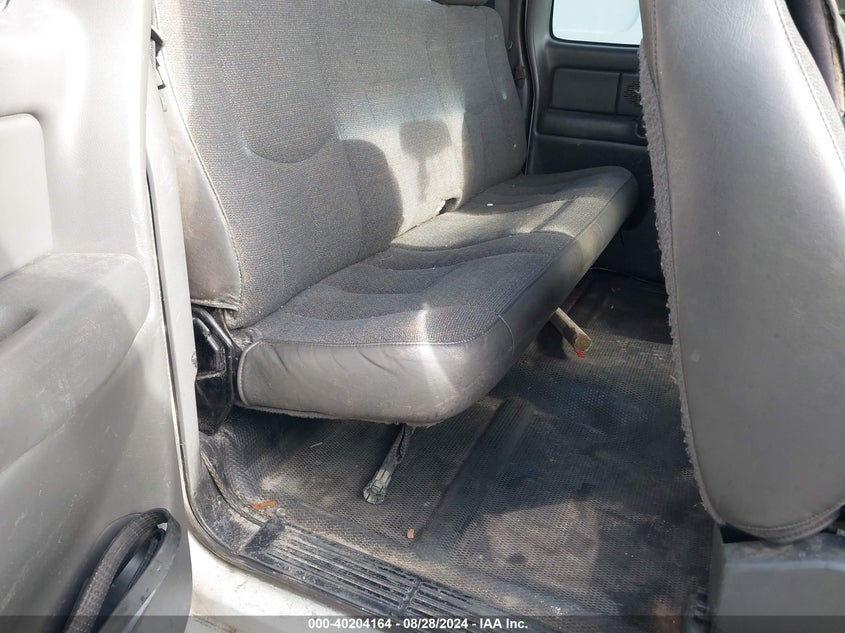 2003 Chevrolet Silverado 1500 VIN: 2GCEC19V931199723 Lot: 40204164