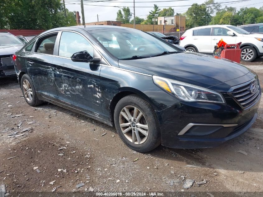 5NPE24AF0HH459943 2017 HYUNDAI SONATA - Image 1