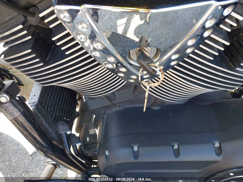 2008 VICTORY MOTORCYCLES KINGPIN 8-BALL - 5VPPB26D783002189