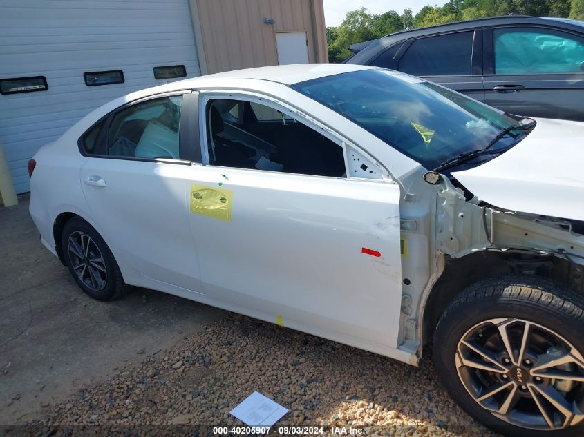 2022 Kia Forte Lxs VIN: 3KPF24ADXNE460567 Lot: 40205907