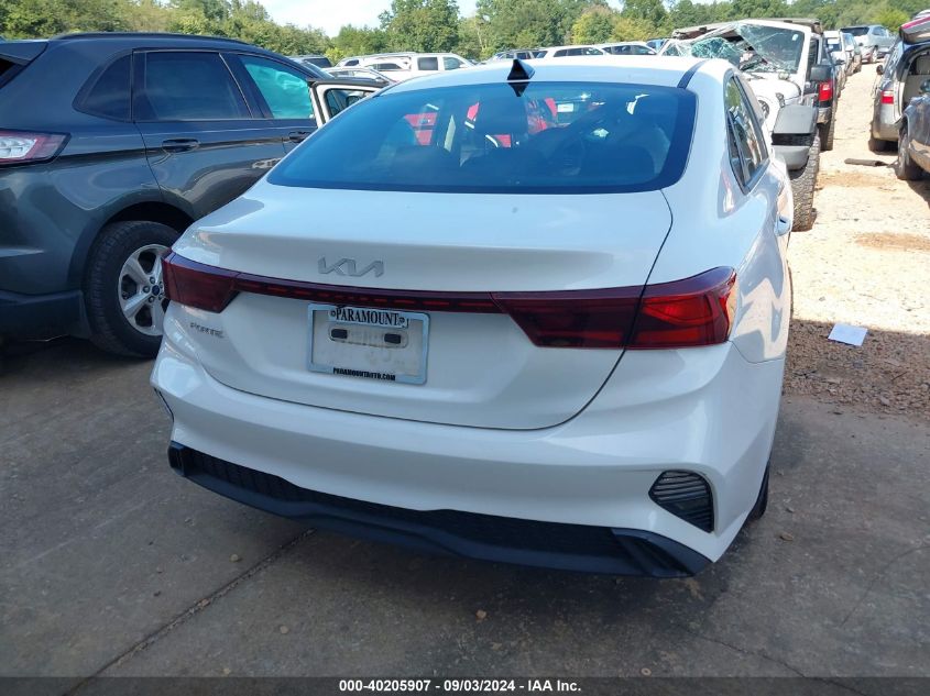 2022 Kia Forte Lxs VIN: 3KPF24ADXNE460567 Lot: 40205907