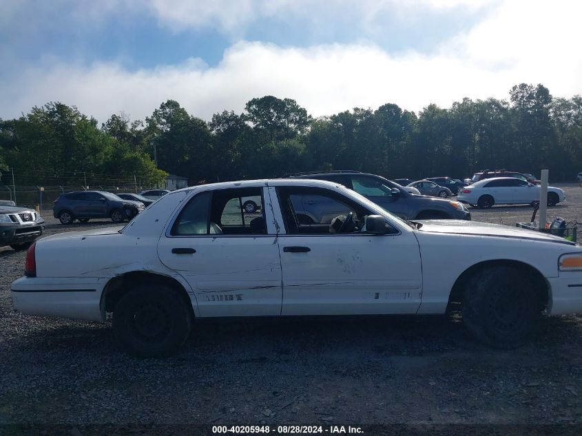 2000 Ford Crown Victoria Police Interceptor VIN: 2FAFP71W4YX208824 Lot: 40205948