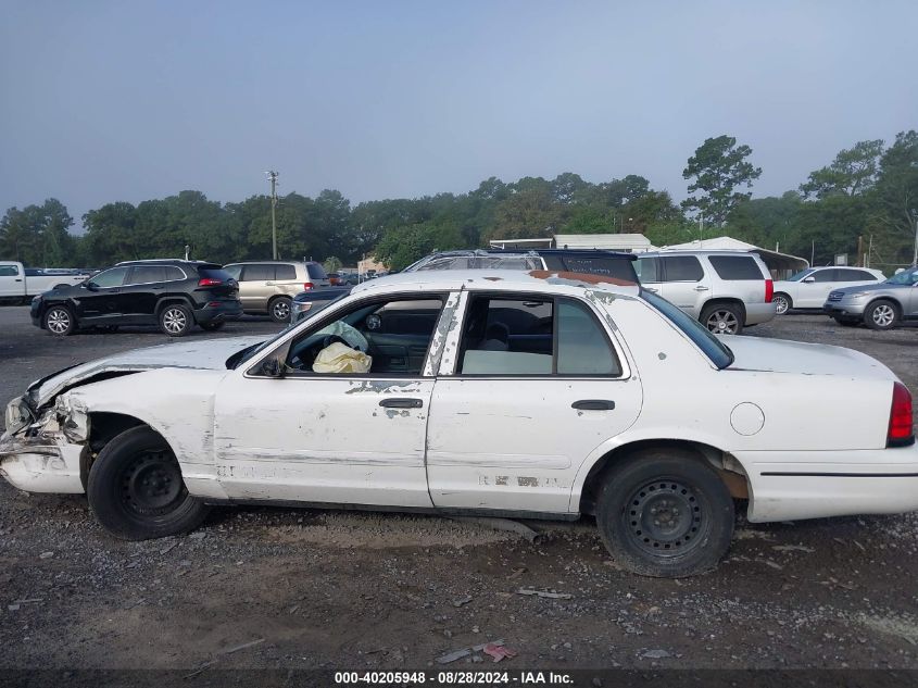 2000 Ford Crown Victoria Police Interceptor VIN: 2FAFP71W4YX208824 Lot: 40205948