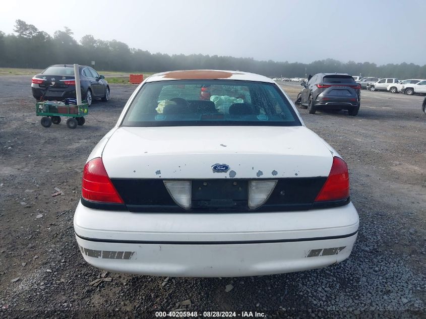 2000 Ford Crown Victoria Police Interceptor VIN: 2FAFP71W4YX208824 Lot: 40205948