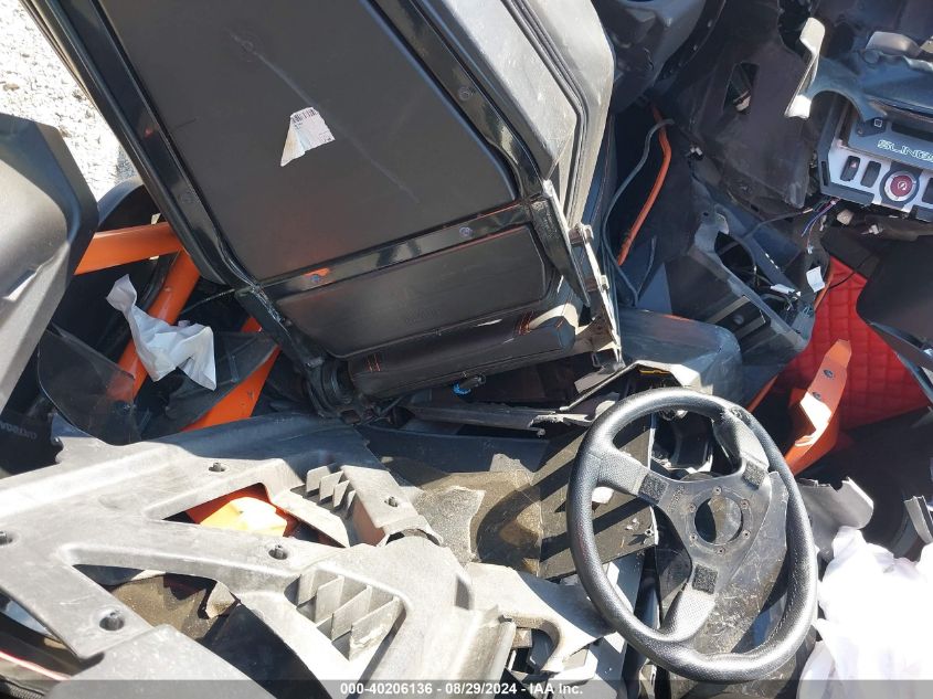 2017 Polaris Slingshot Slr VIN: 57XAARFA6H8119648 Lot: 40206136